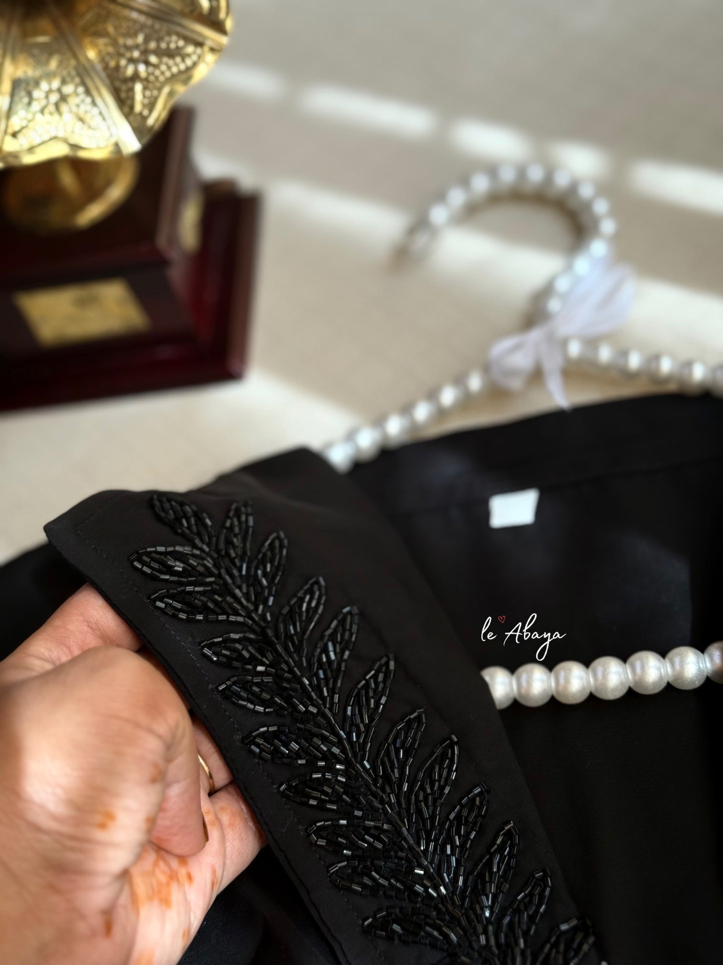 Emirati Abaya