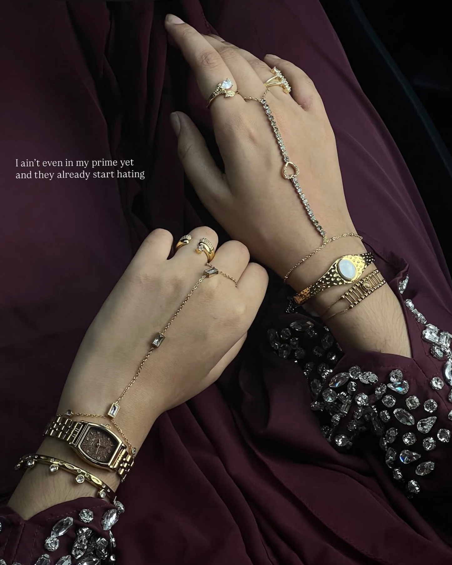 Hues Abaya