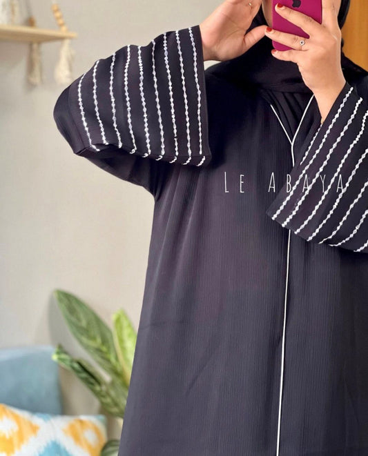 Amira Abaya