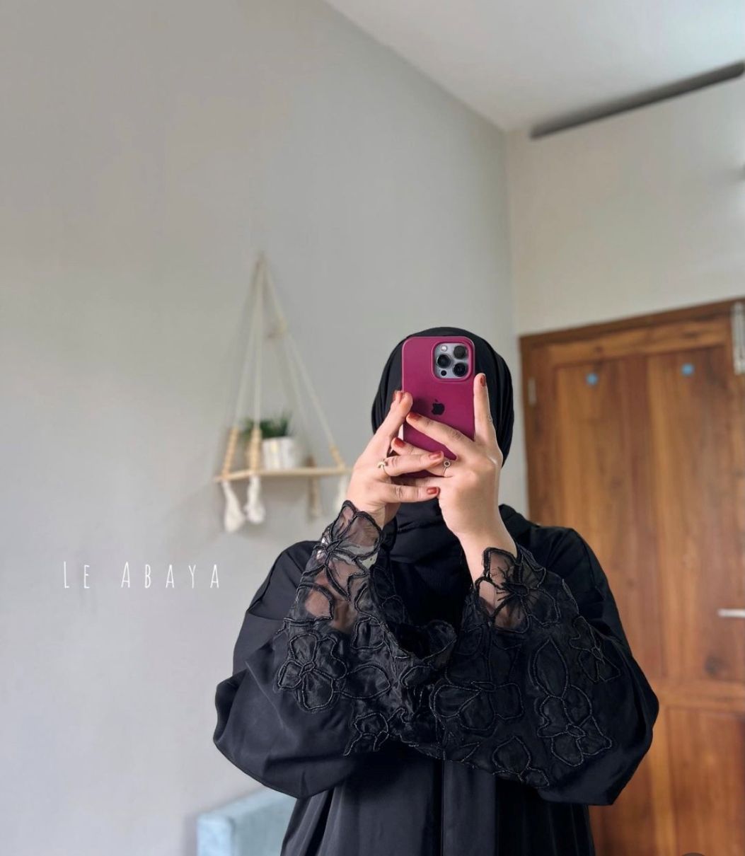 Arwa Abaya