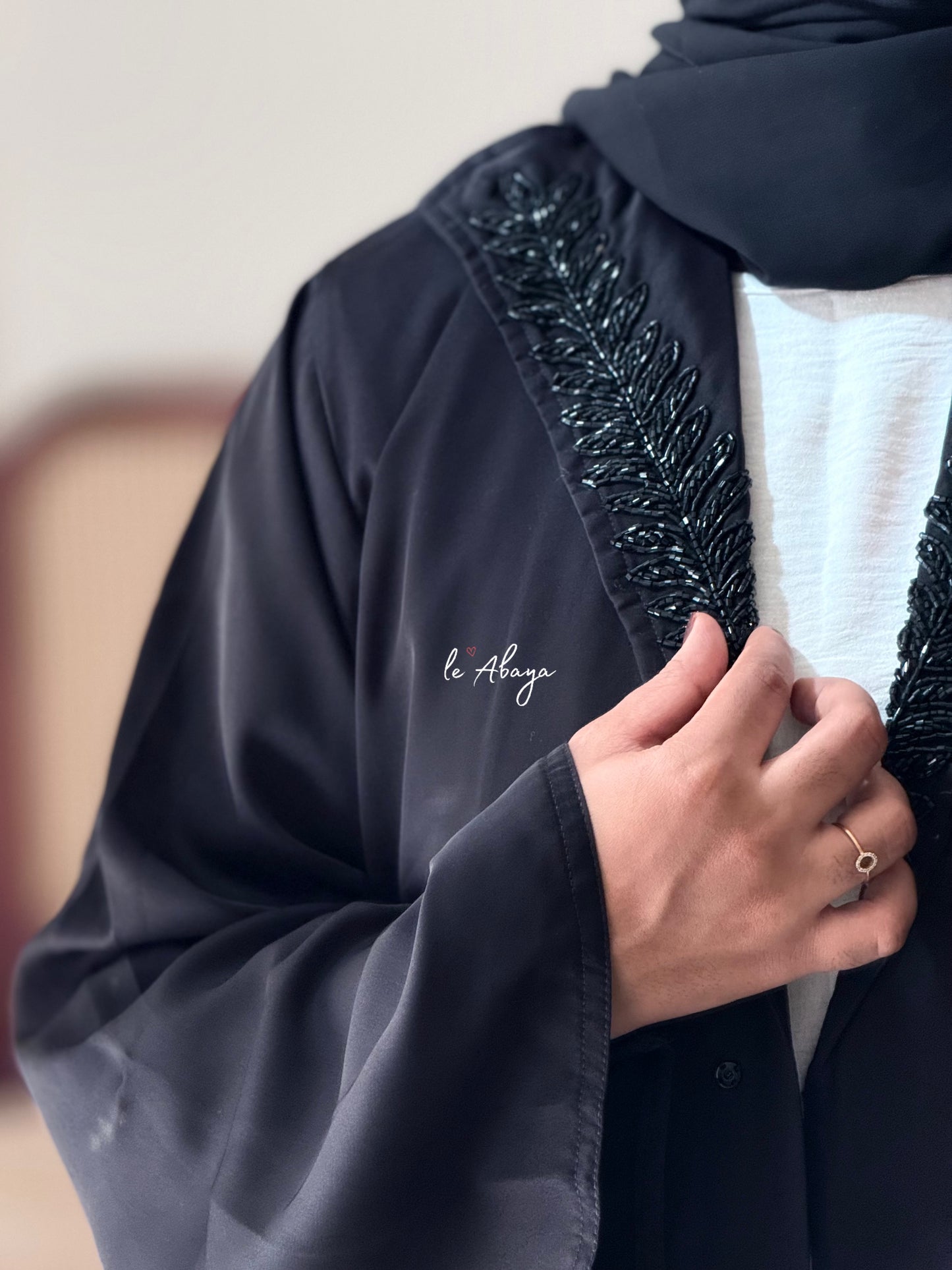 Emirati Abaya
