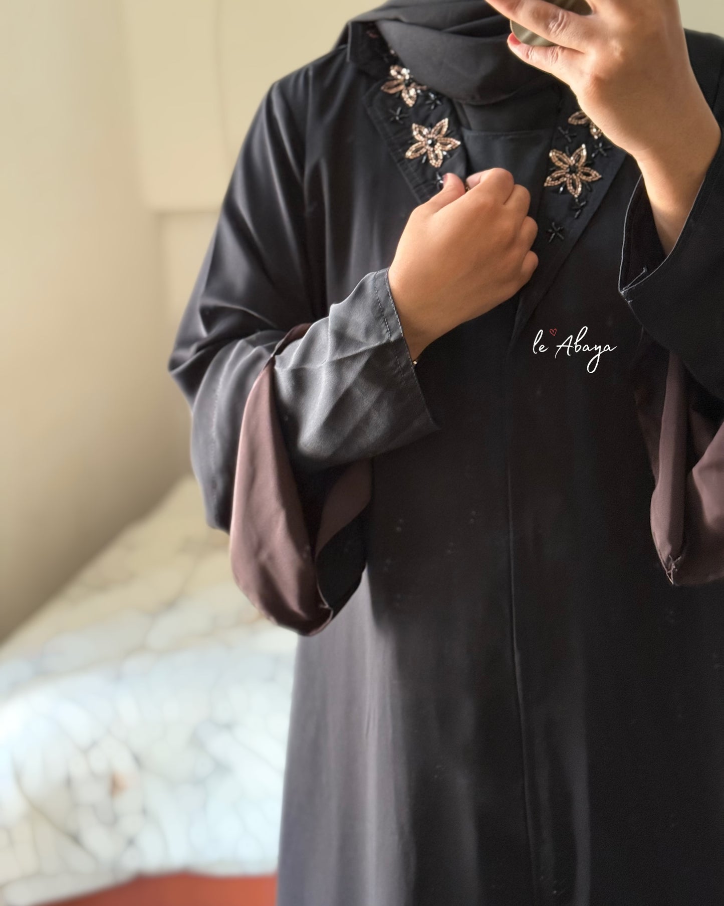 Collar neck Abaya