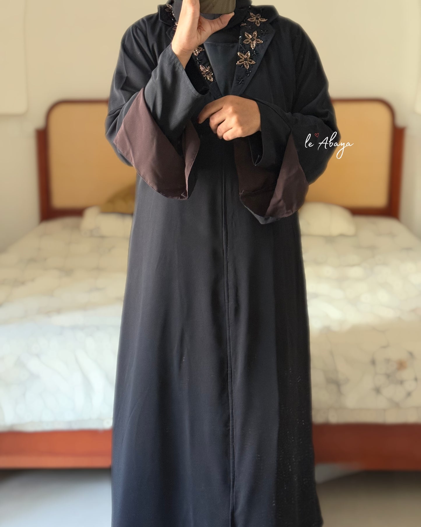 Collar neck Abaya