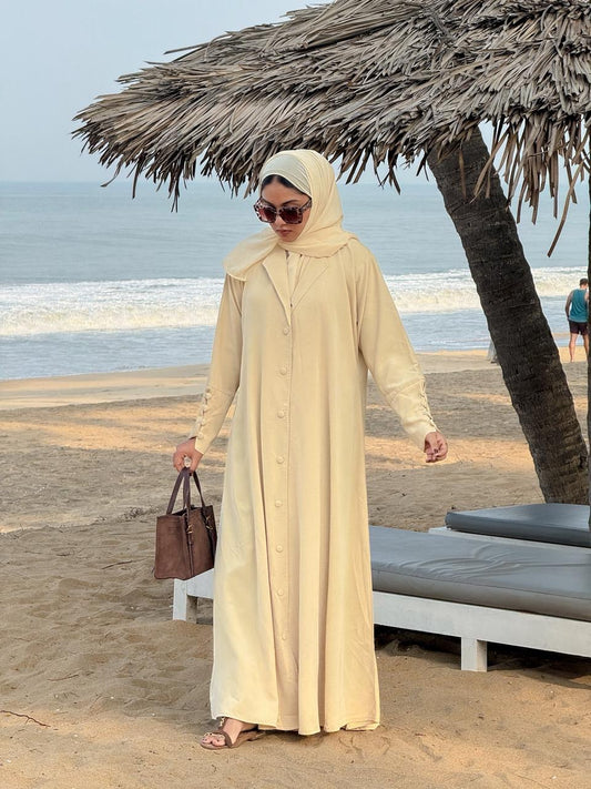 Thahani Abaya