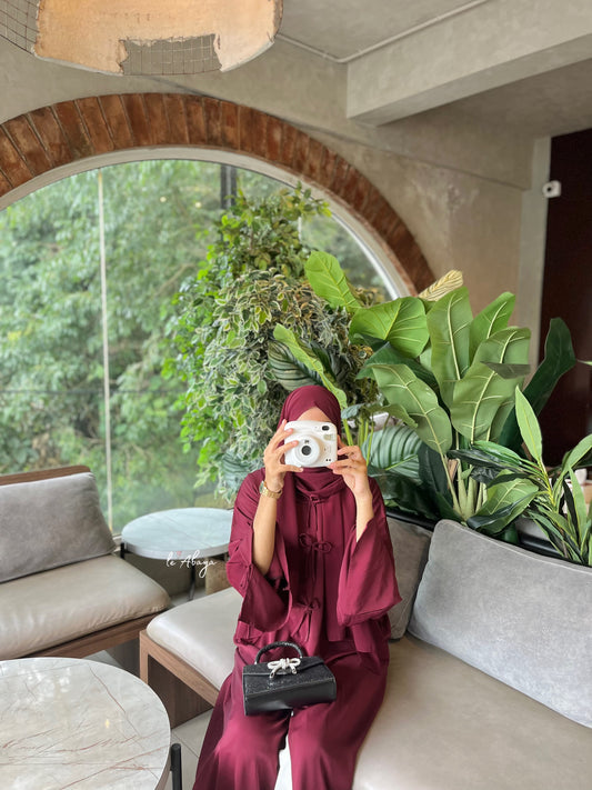 Burgundy Bow Abaya