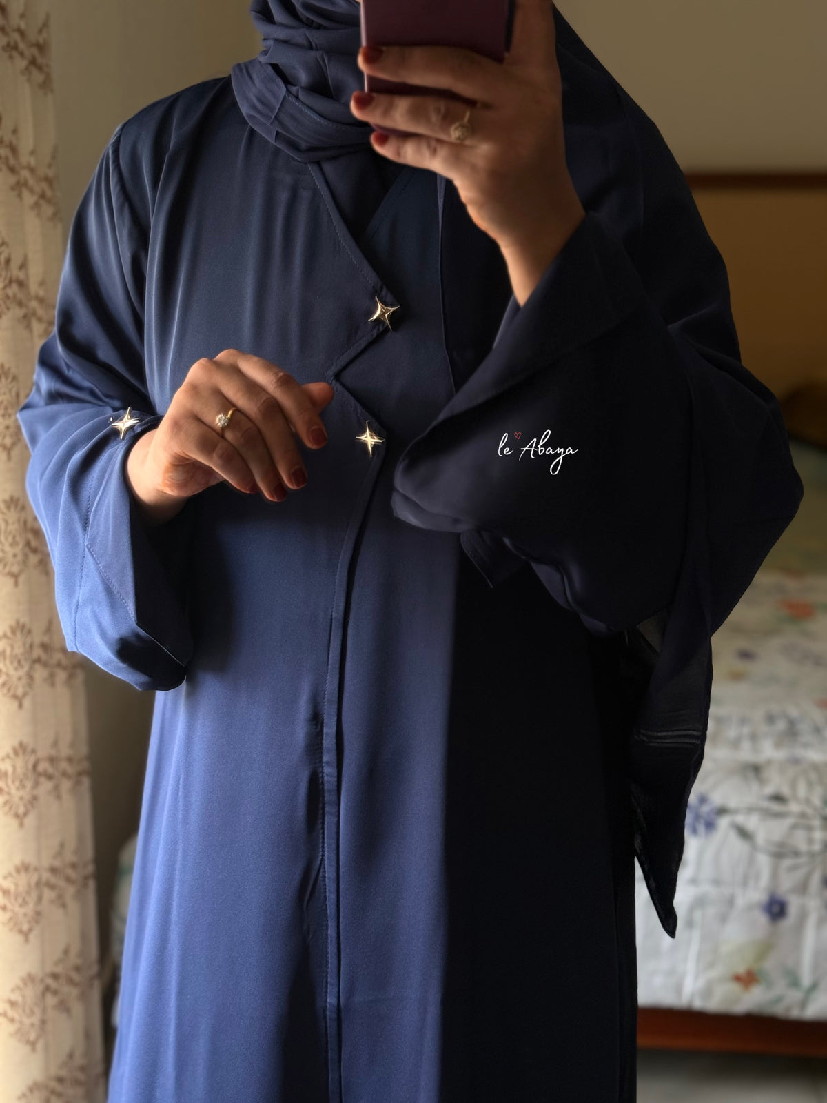 Star Button Abaya