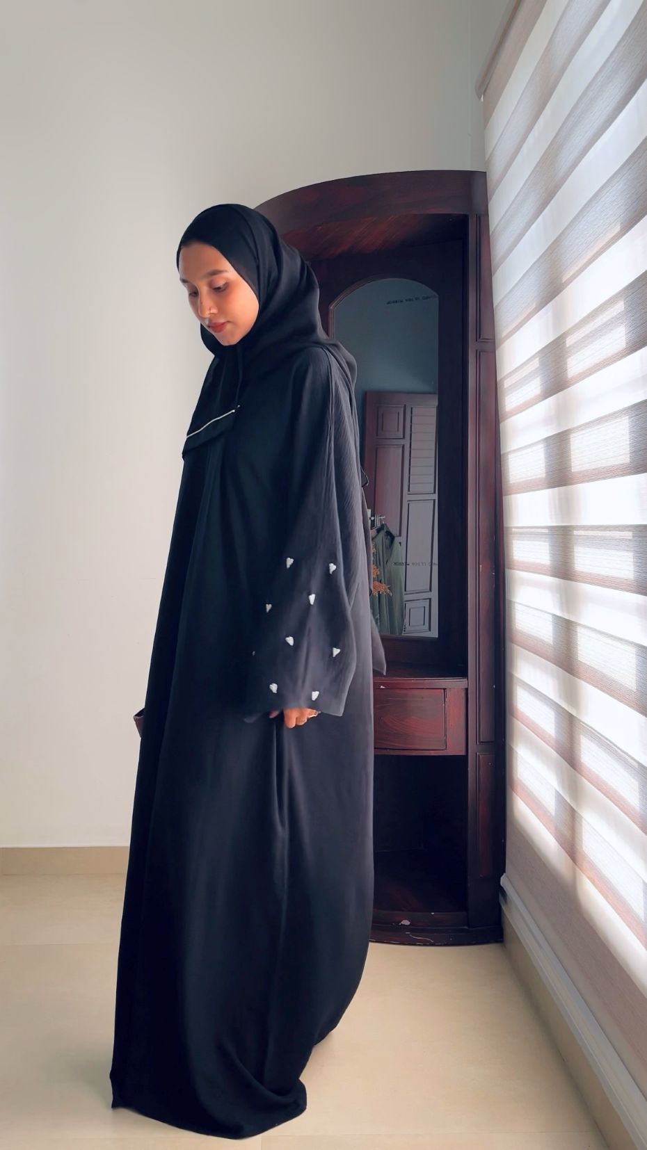 Little Hearts Abaya